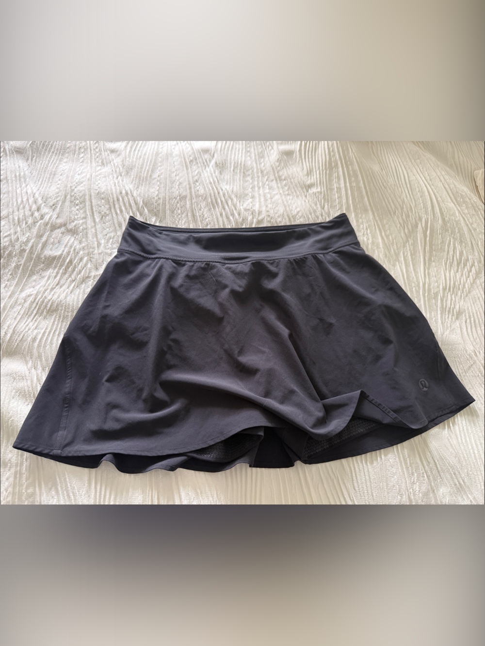 lululemon athletica Black lightweight high rise tennis skirt NWOT